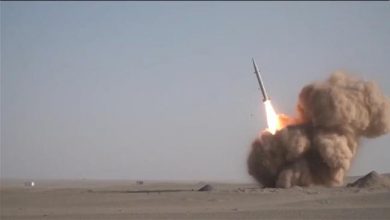 イランの写真、海軍ミサイルの射程を外国の支援なしで700kmに拡大：IRGC指揮官